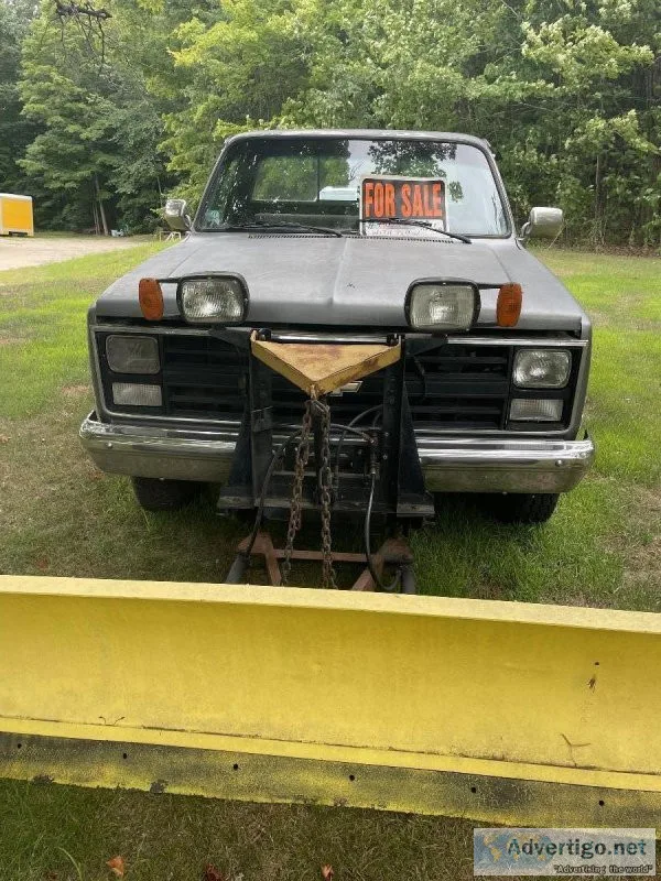 1984 Chevy 12 ton plow truck