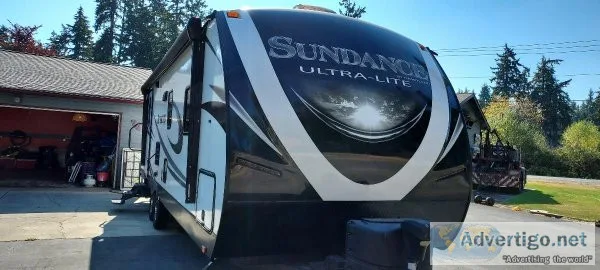 2018 Sundance Ultra Lite Travel Trailer