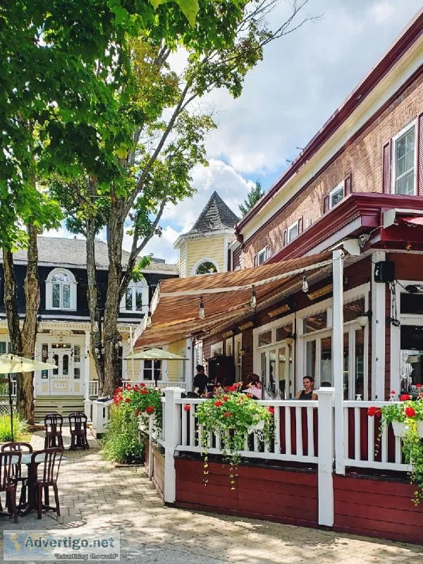 Magnificent Inn and bistro for sale in Charlevoix