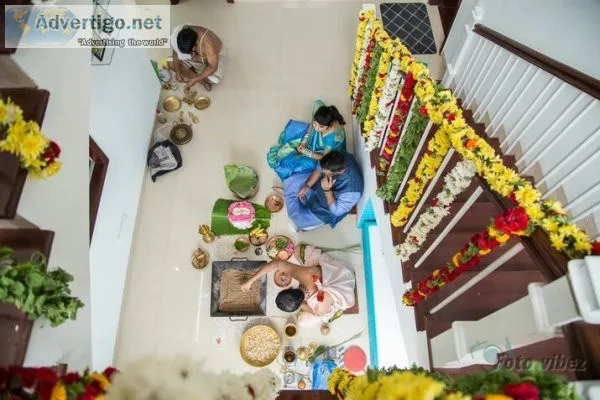 In this wedding season book your pre-wedding photography.
