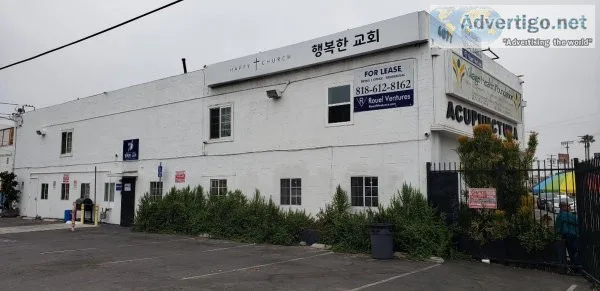 RETAILCOMMERCIAL SPACE PERFECT FOR HEALTH CARE or CREATIVE SPACE