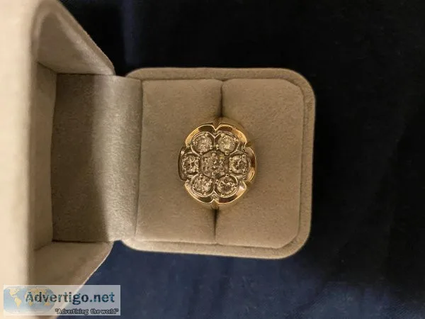 DIAMOND RING