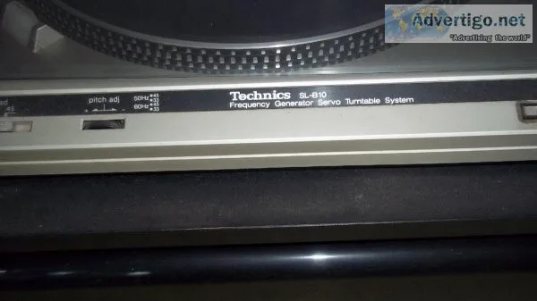 FOR SALE TECHNICS TURNTABLE