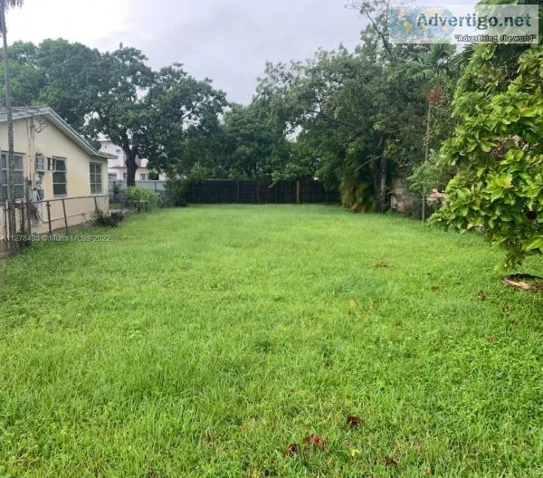Vendo Lote  Miami