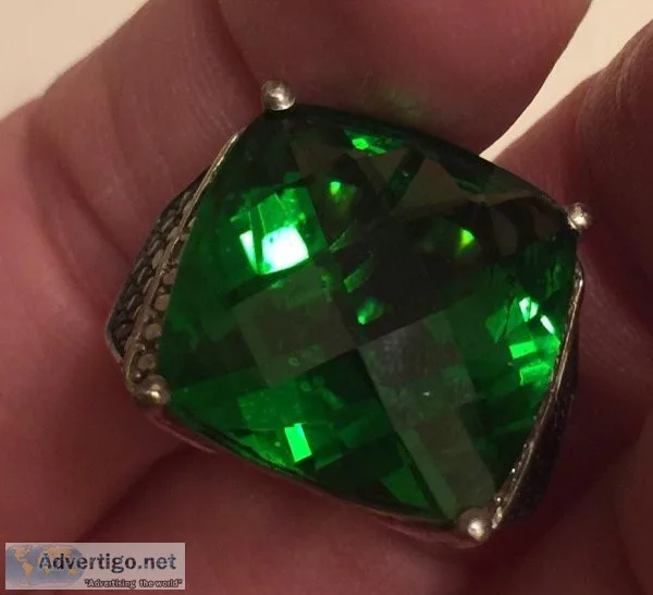 925 Sterling Silver Green Stone Cocktail Ring