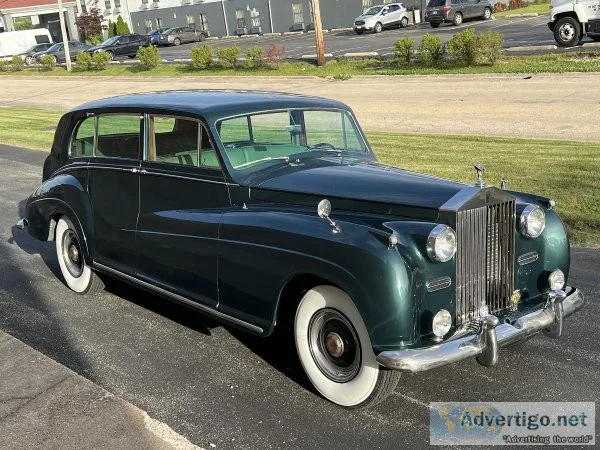24251 1958 Rolls-Royce Silver Wraith