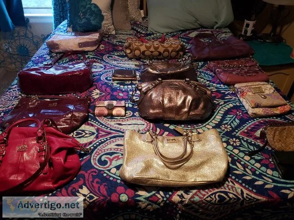 COACH PURSES