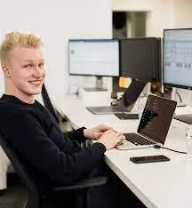 StartACareerToday - Smart Phone and Tablet Product Tester