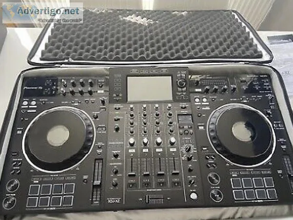 Pioneer DJ XDJ-XZ 4 Channel controller