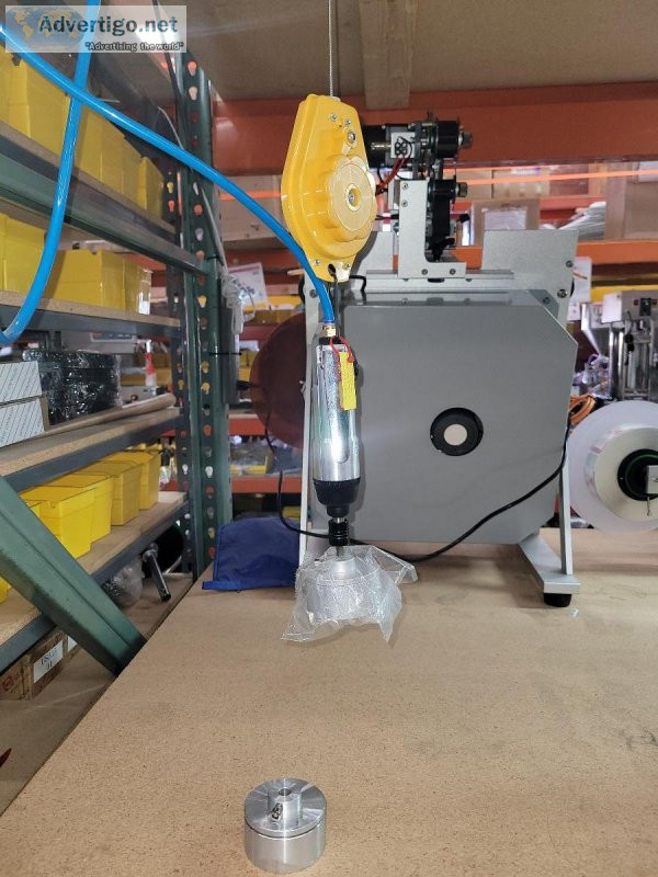 Pneumatic Manual Capping Machine