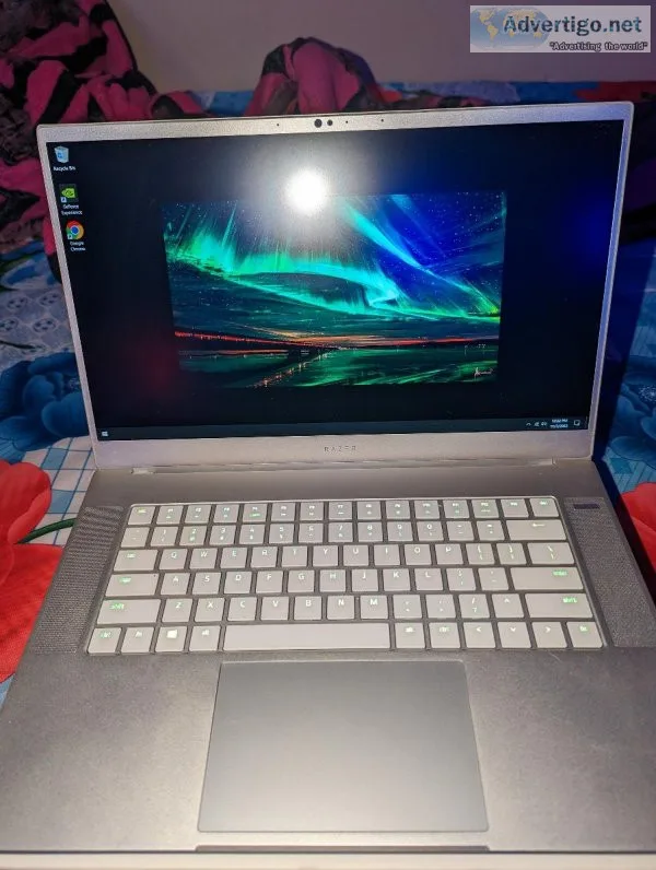 Razer 2019 240hz 2070 max q