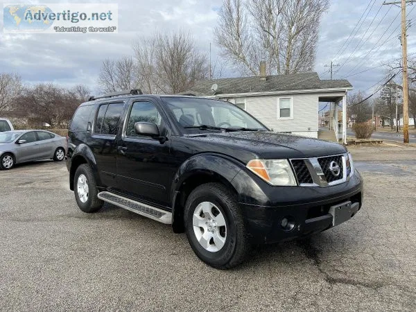 2006 Nissan Pathfinder LE