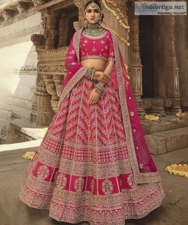 Get designer bridal lehenga designs ideas 2022 for wedding