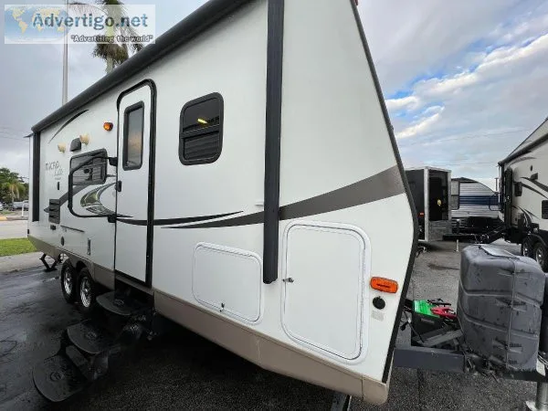 2015 Flagstaff by Forest River Micro Lite 25BHS