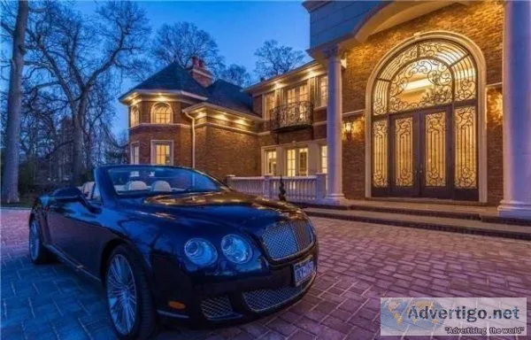 Hiring Live-In HouseKeeper-Companio n In Mansion. Owner Male 41 