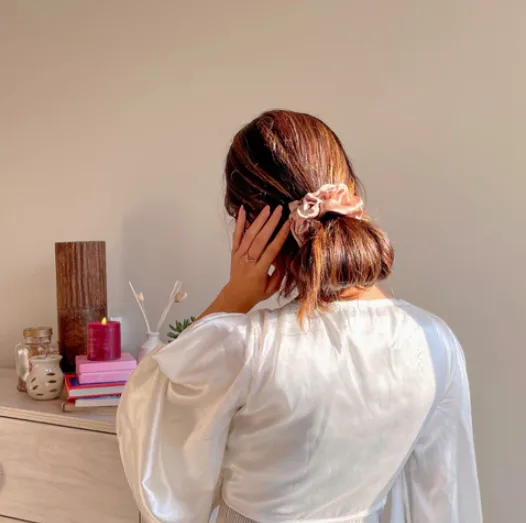 Buy hair scrunchies at best prices