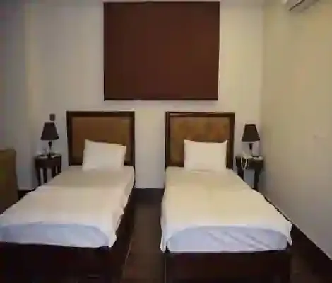 PG for boys and girls in mukherjee nagar