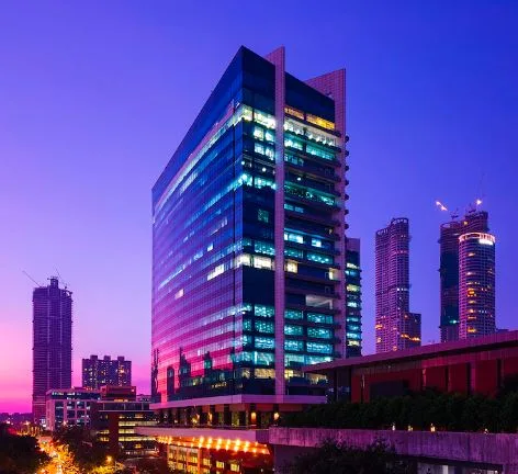 Hire reliable real estate company