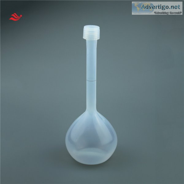 Pfa volumetric flask with threaded closure