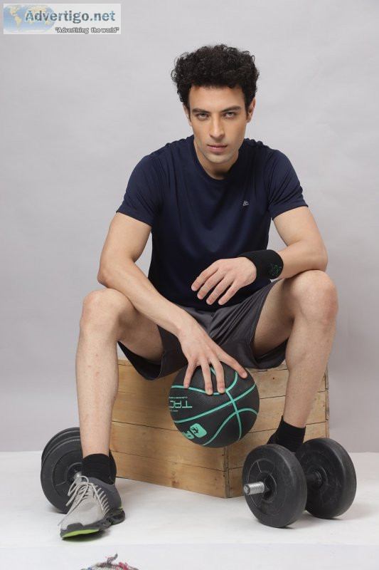 Choose premium activewear for men online india at beyoung