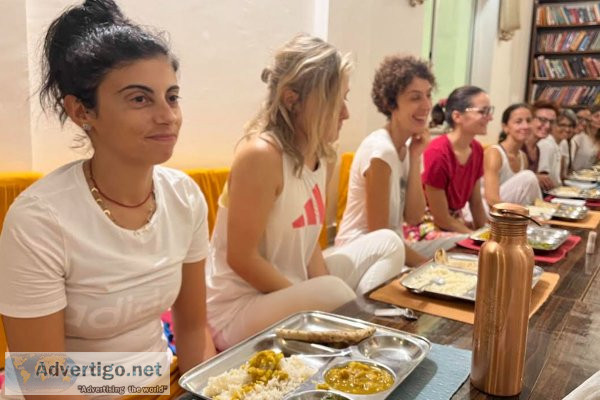 Himalayan yoga ashram in rishikesh