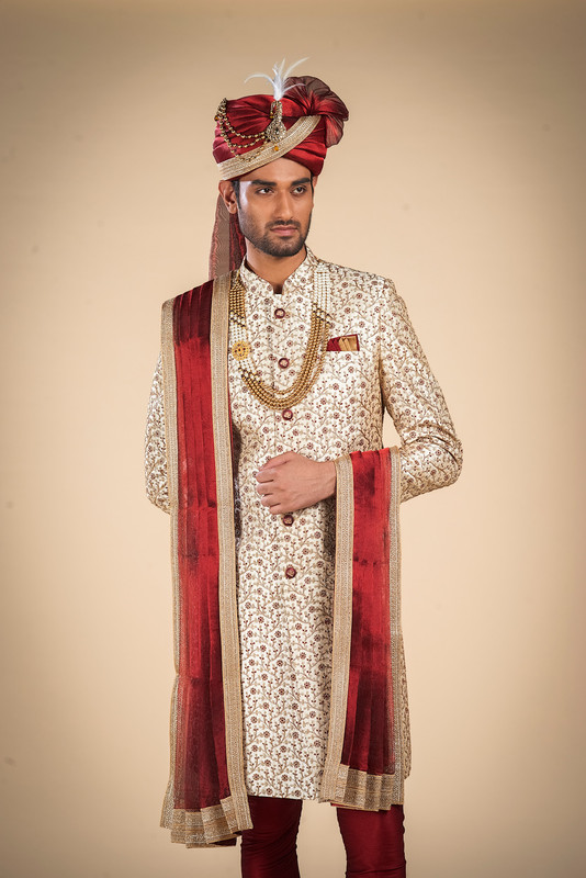 Trending men?s indian outfits for weddings