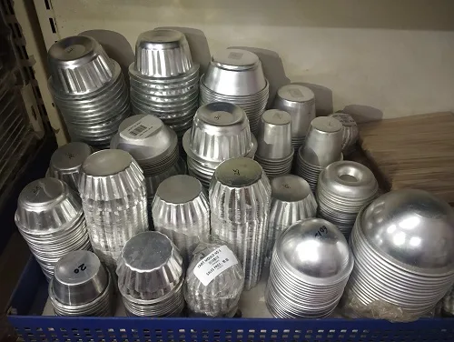 Buy cake decorating supplies at our cake material shop in kalyan
