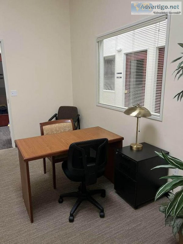 Single office w/ amenities for rent