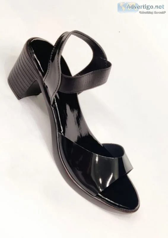 Women?s heels footwear