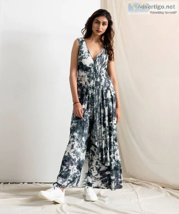 Stay fashionable with mirraw luxe s exclusive bohame kurta & dre