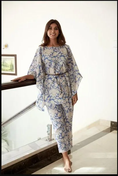Women s ethnic co-ord set for party wear, available online