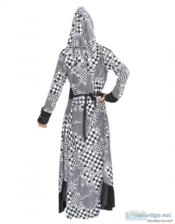 Beautiful black & white lycra abaya with hijab ? muslim lane