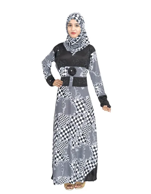 Beautiful black & white lycra abaya with hijab ? muslim lane