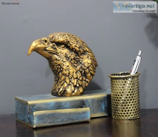 Eagle shape table decor with pen holder