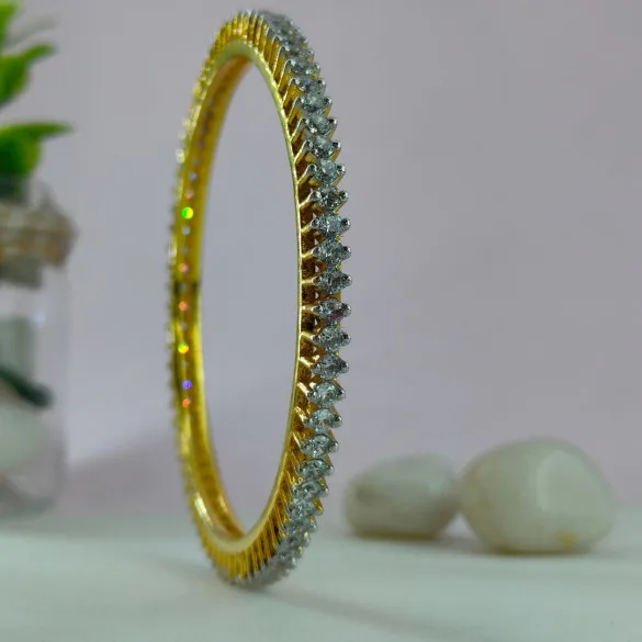 Maiora daimond-how to determine your perfect bangle size