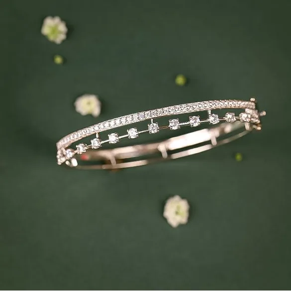 Maiora daimond-how to determine your perfect bangle size