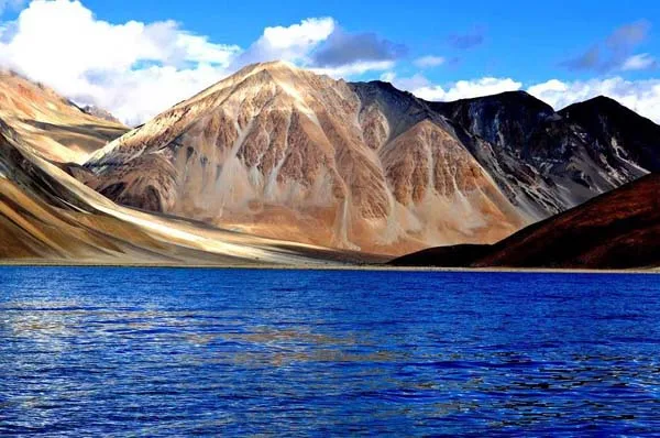 Ladakh package tour from mumbai