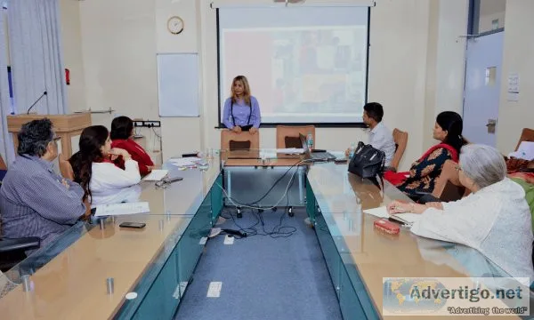 Business english communication course near me