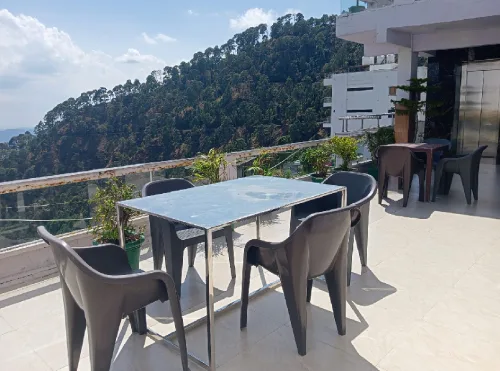 Best luxury hotels - budget hotels in lansdowne uttarakhand