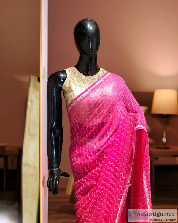 Saree showroom in lucknow