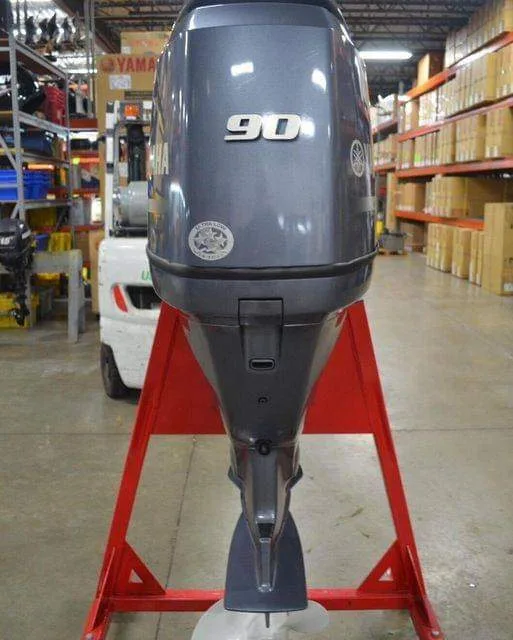 Yamaha 90hp outboard engine whatsapp +27604003833