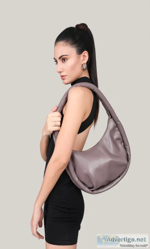 Buy branded handbag for women | roperro
