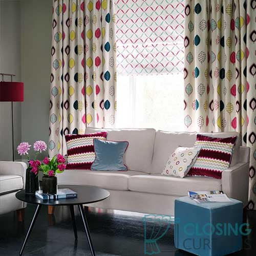 Buy now high-quality window curtains in dubai - closing curtain