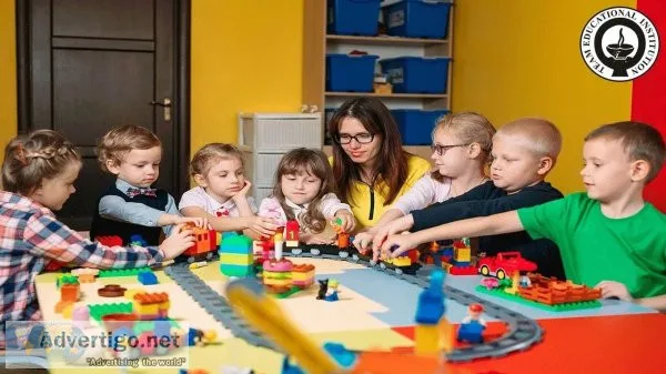 Montessori training online: empowering educators for transformat