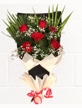 Chocolates and flower combo in dubai