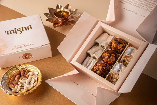 Buy diwali corporate sweet gift hampers online | mishri sweets