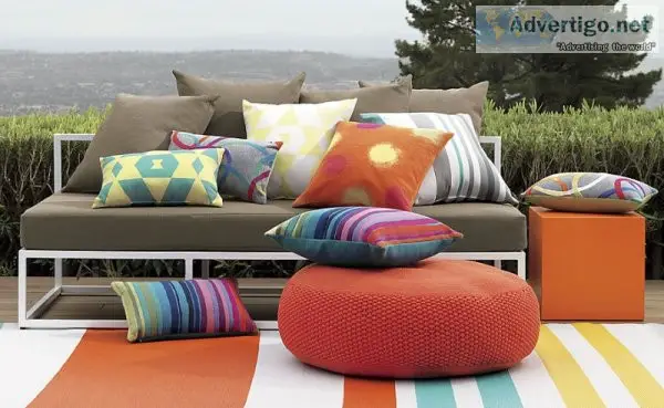 Buy custom made outdoor sofa cushions in dubai