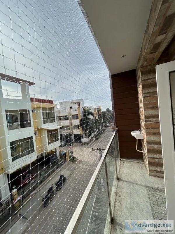Balcony safety nets