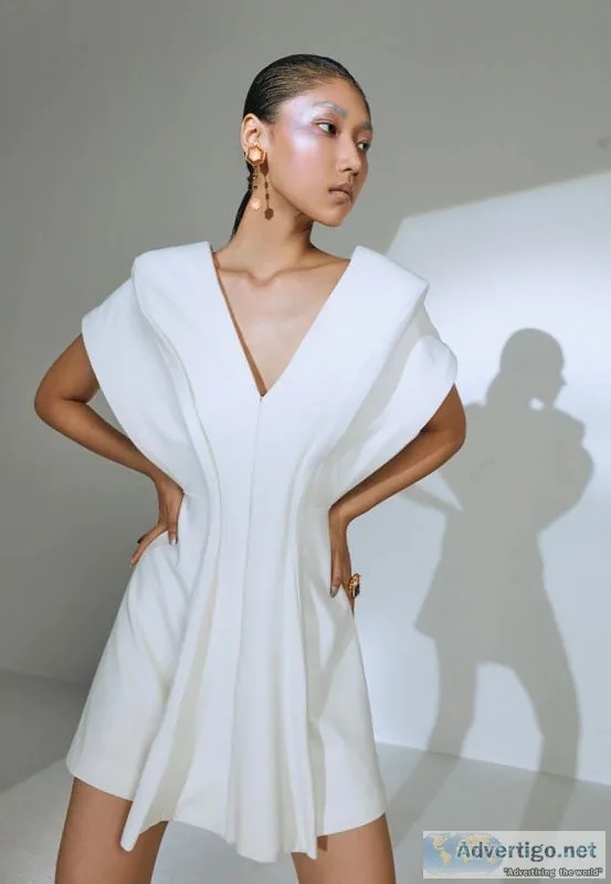 Buy designer clothing at mannat gupta