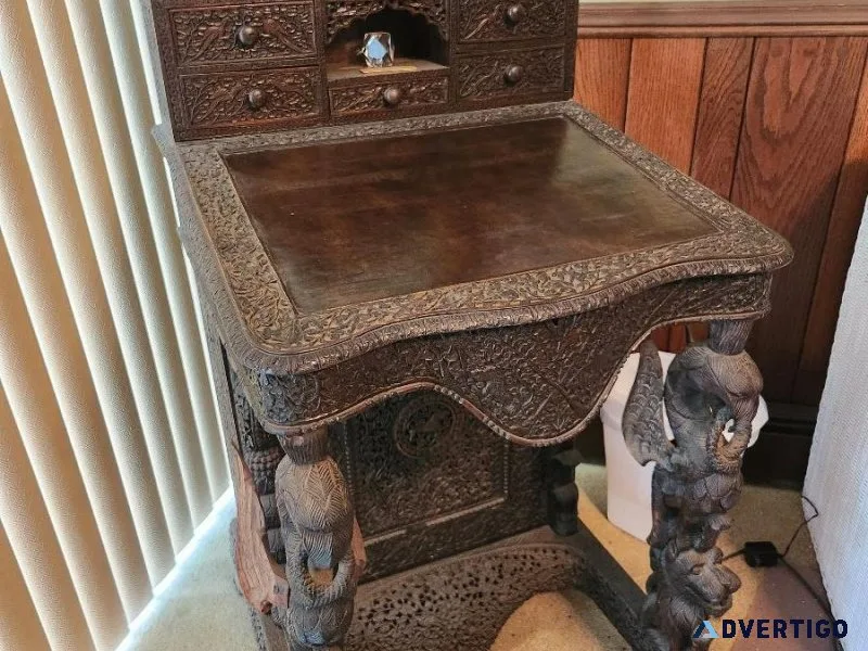 1800-1899  Hand carved Desk
